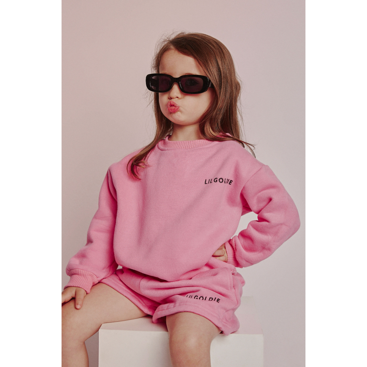 signature sweatshirt