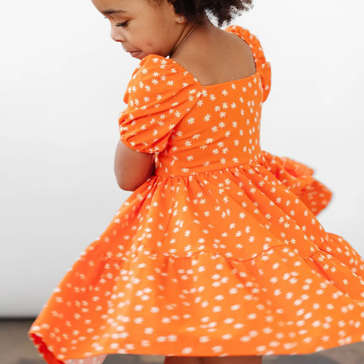 the juliet dress dress in puffin daisy