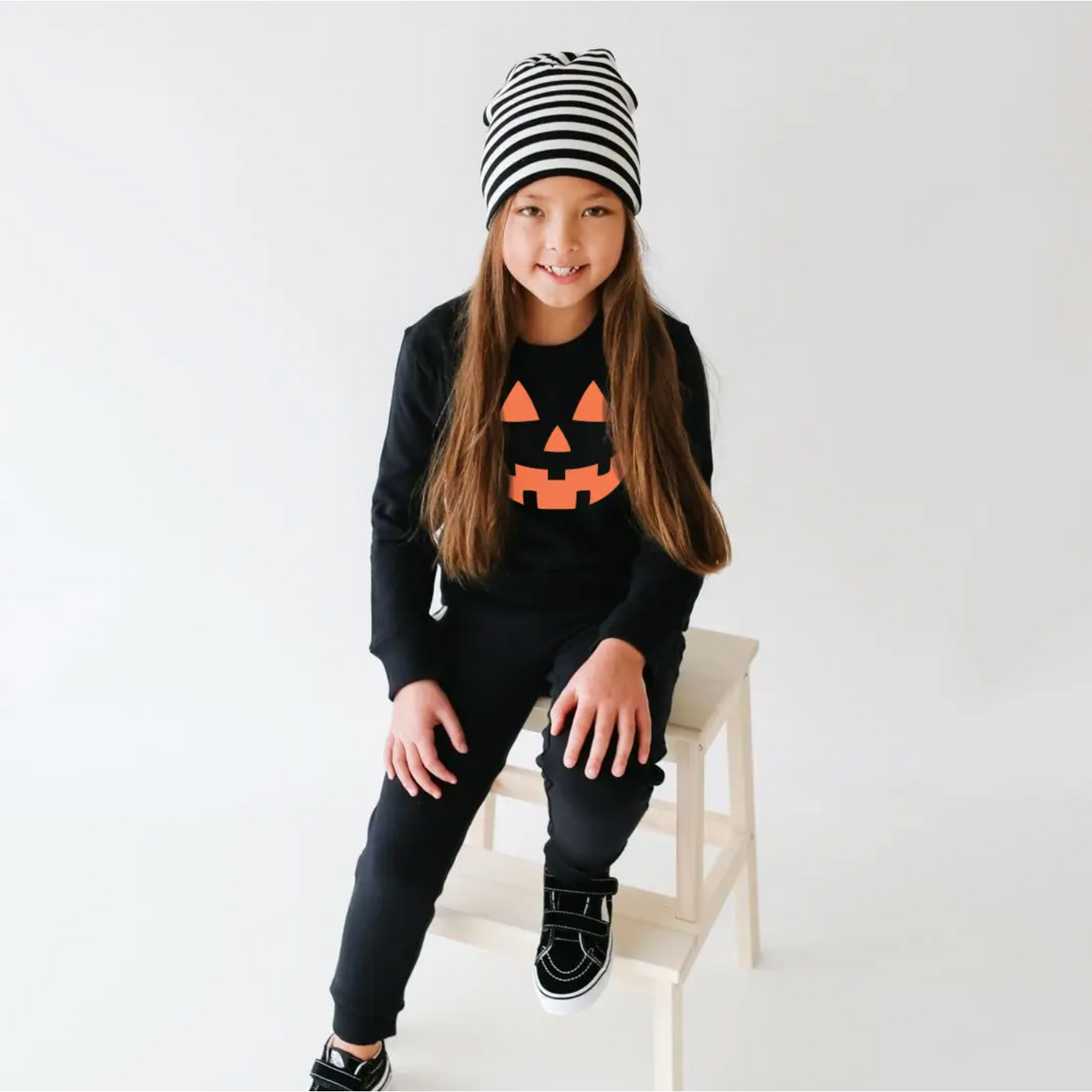 "jack o lantern" halloween raglan sweatshirt
