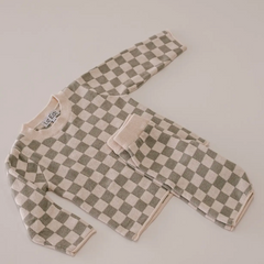 kanuka checkerboard knitted shorts
