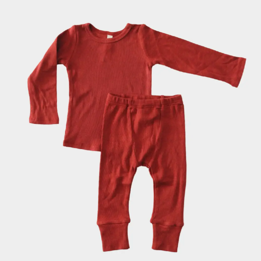 ribbed lounge set in apple