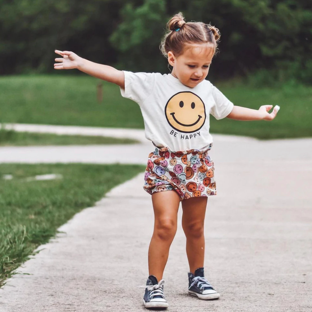 be happy smiley tee