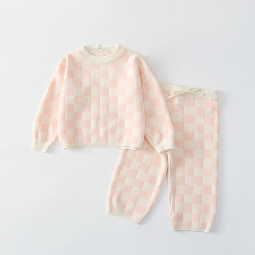 checkered knit set in pink