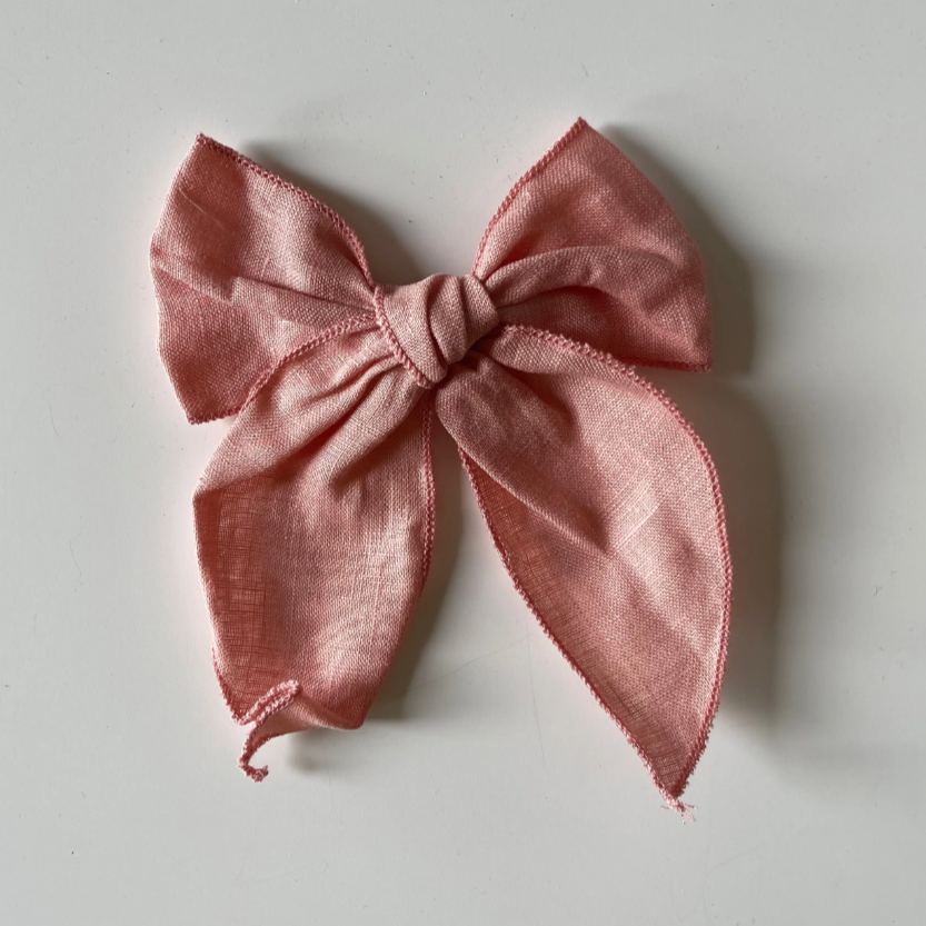 oversized frill cotton bow clip | blush