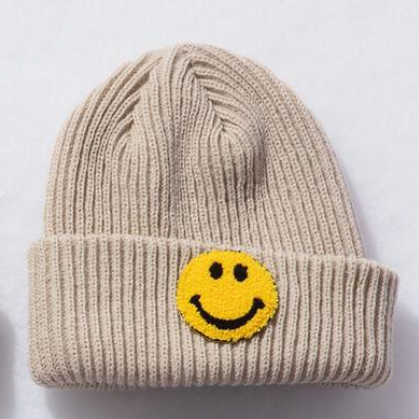 smile beanie | khaki