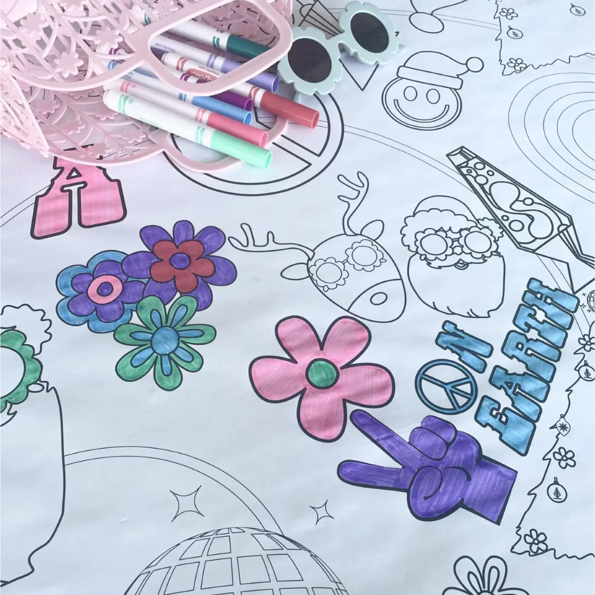 retro christmas coloring collage table cover