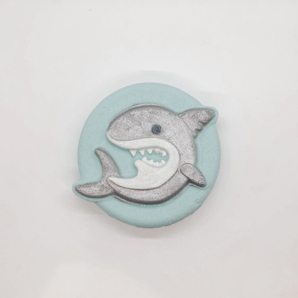 shark attack bubble bath bomb