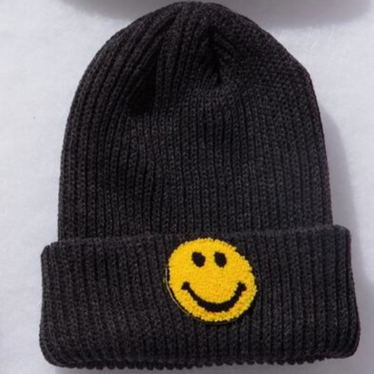 smile beanie | black