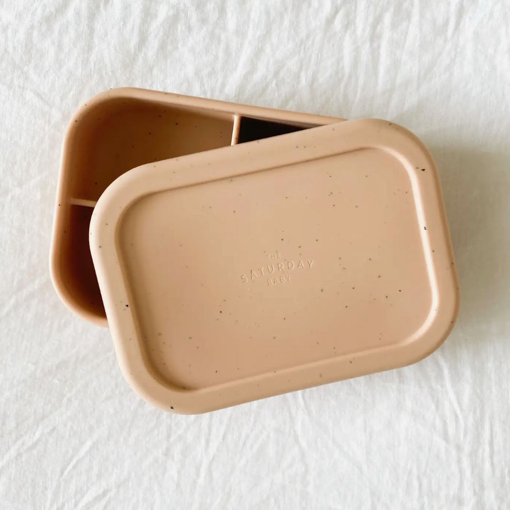 silicone bento box | sand speckled