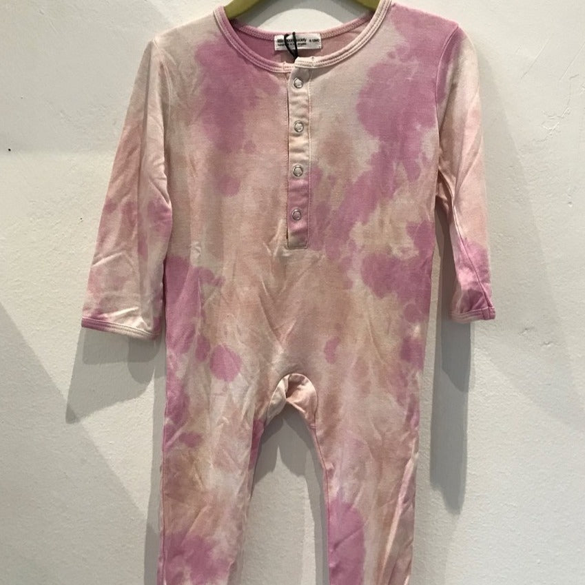 anderson onesie in rosy