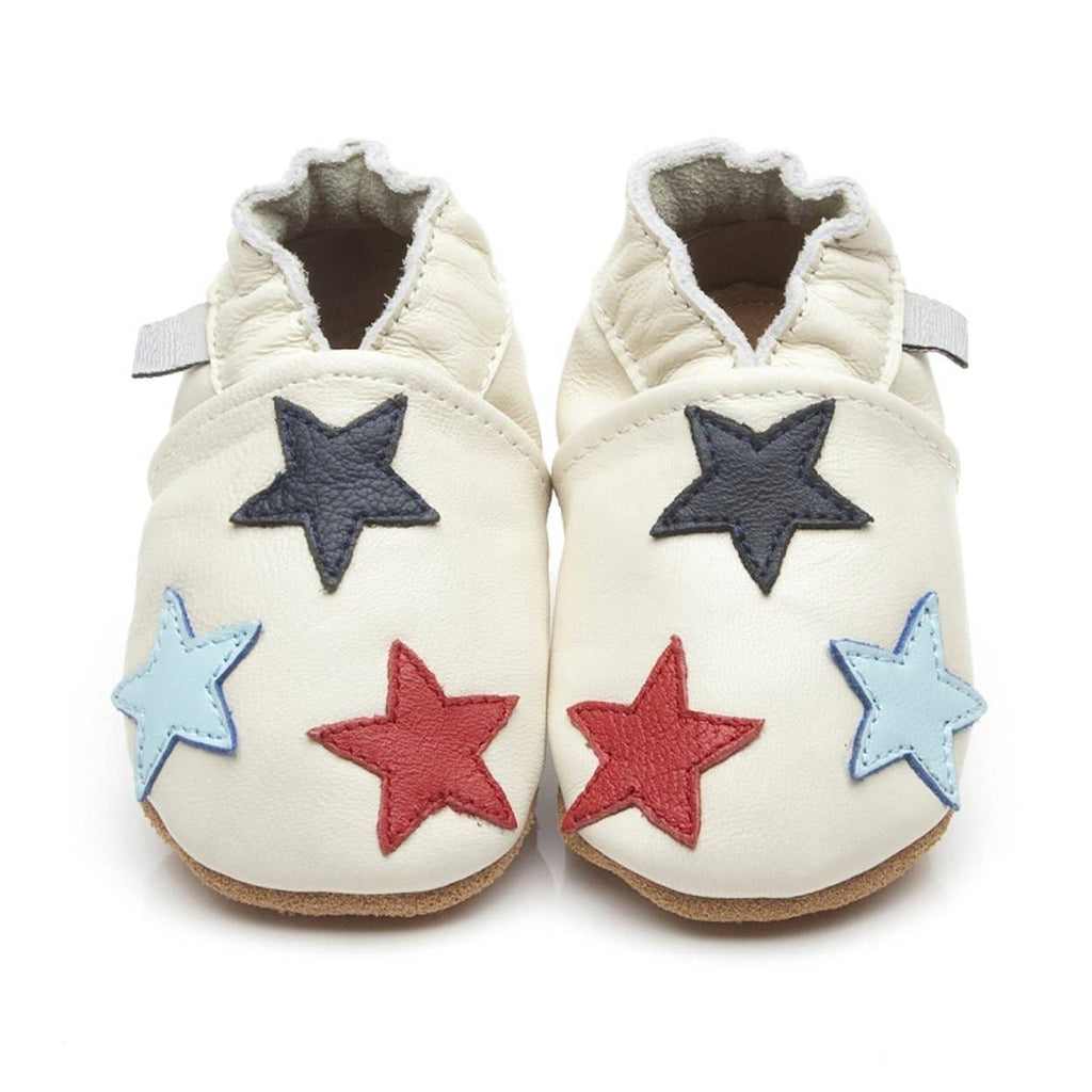 baby moccasins in cream stars