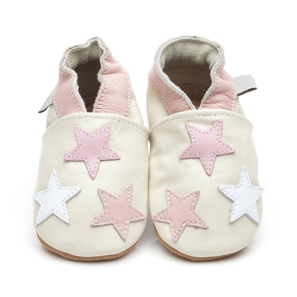 baby moccasins in pink stars