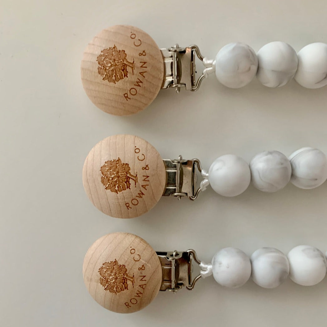 carolyn pacifier clip in marble