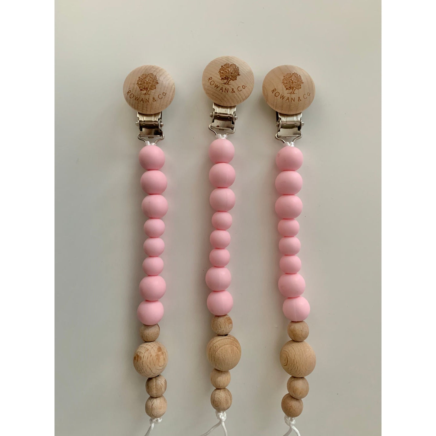 carolyn pacifier clip in pink