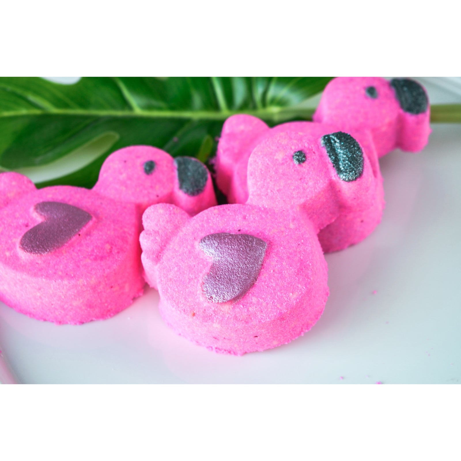 flamingo bath bomb