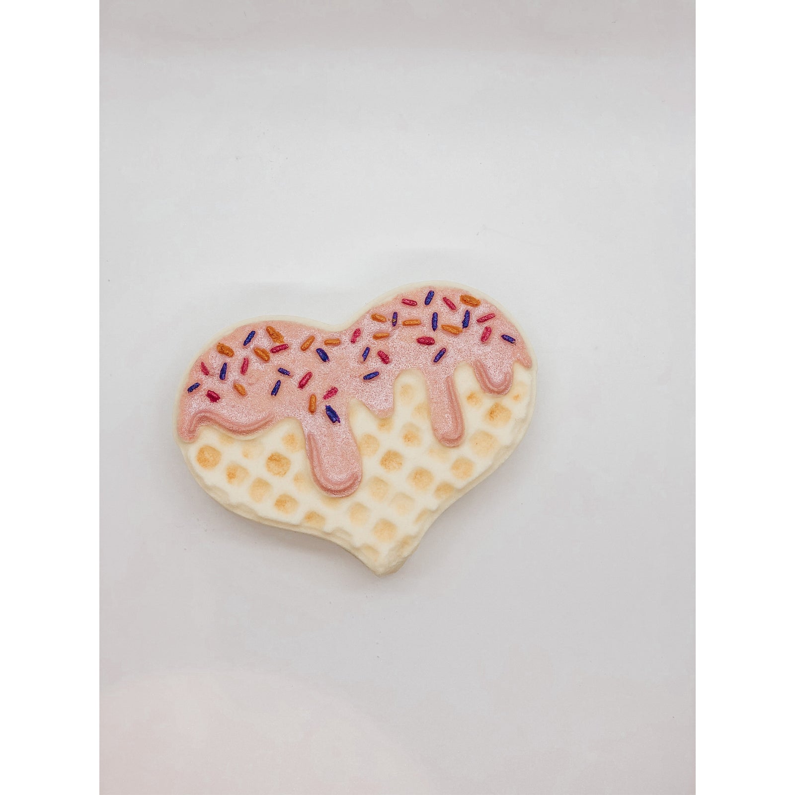 ice cream heart bubble bath bomb