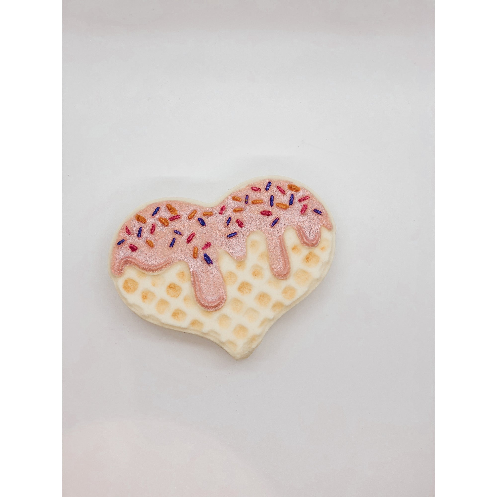 ice cream heart bubble bath bomb