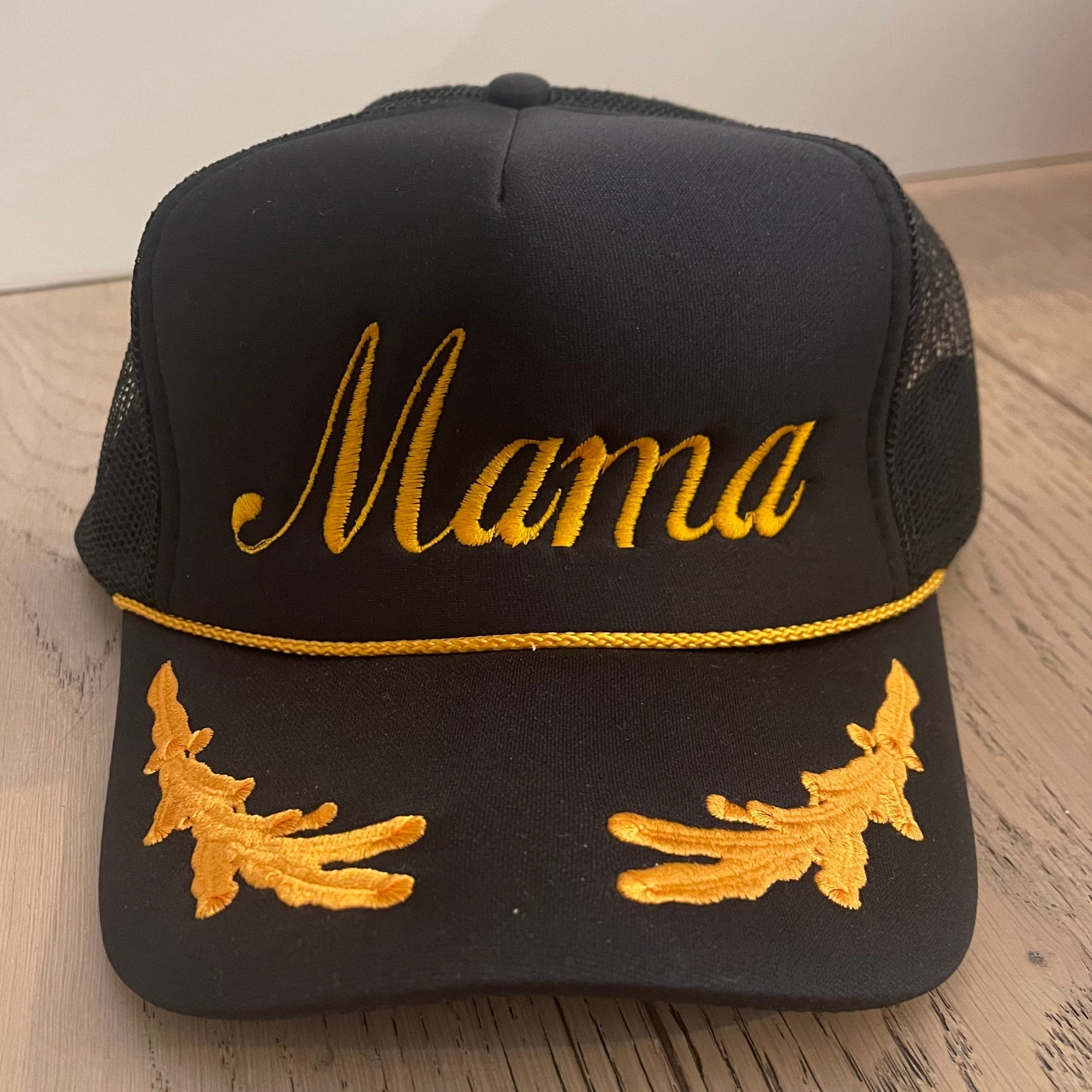 "mama" trucker hat