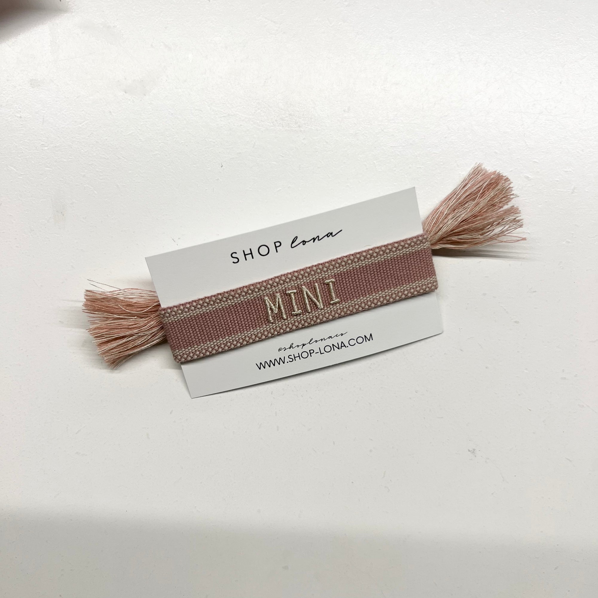 MINI embroidered friendship bracelet in mauve