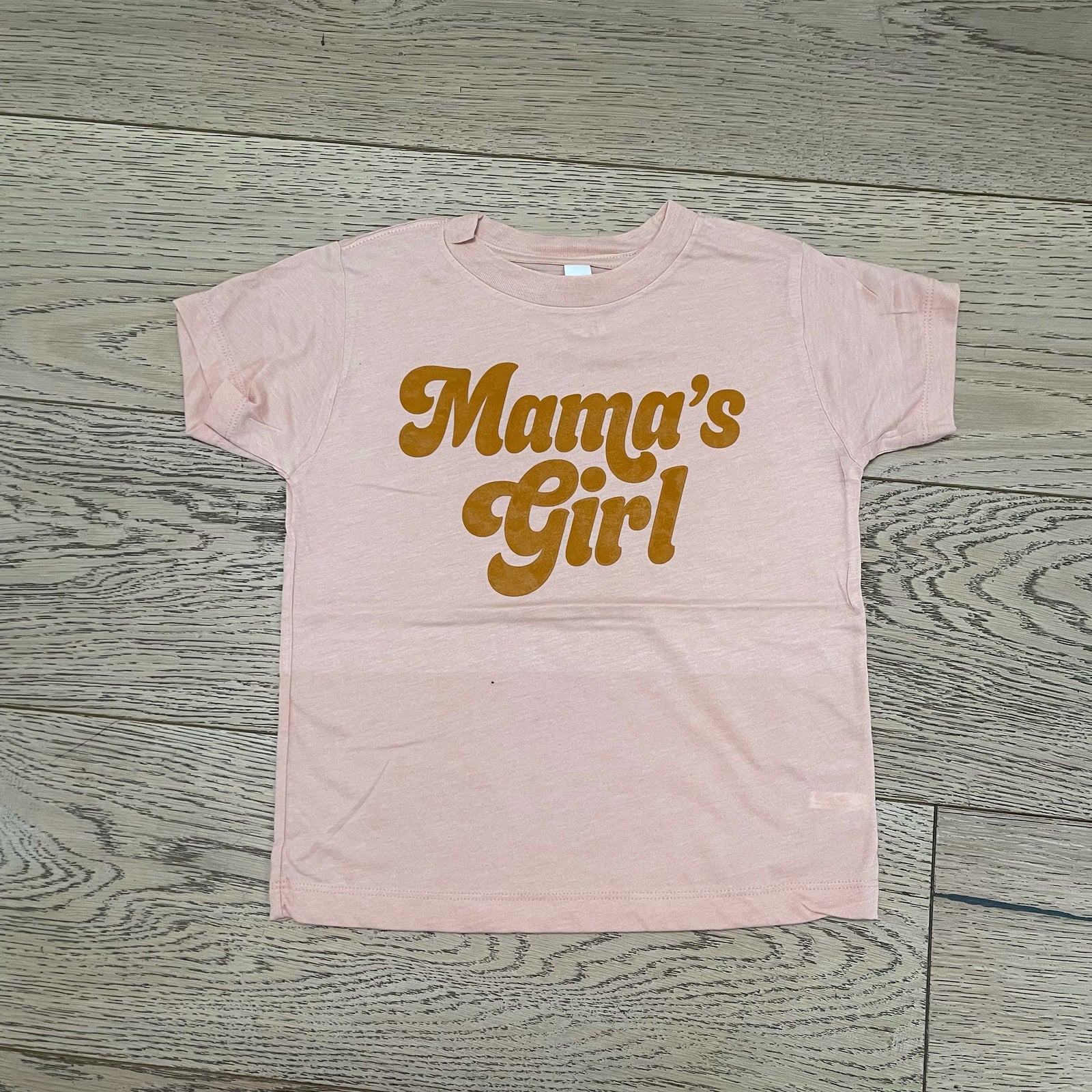 mama's girl tee