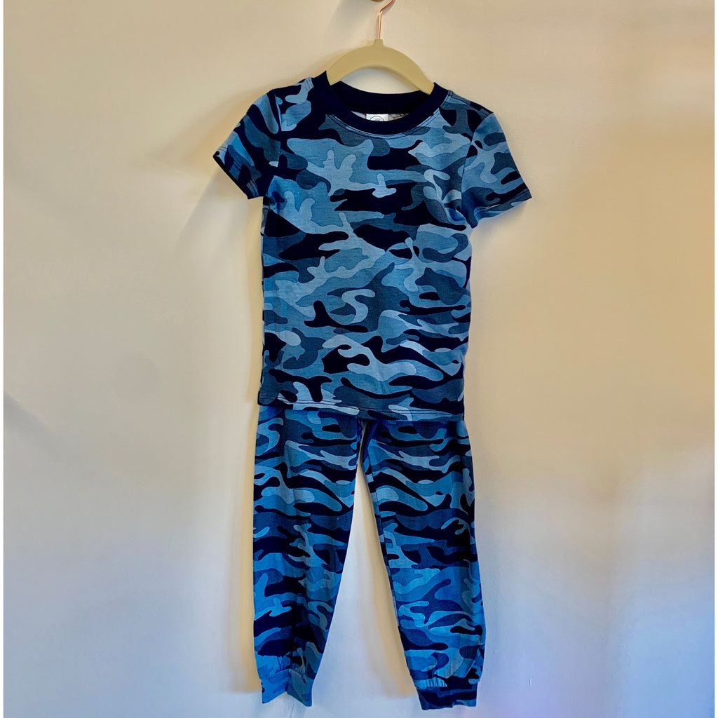 esme short sleeve pajama set in navy camo