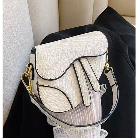 leather saddle bag | white