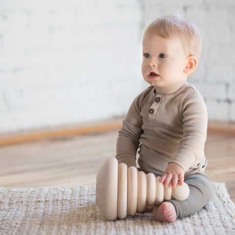 kid wild organic vintage long sleeve top in oatmeal