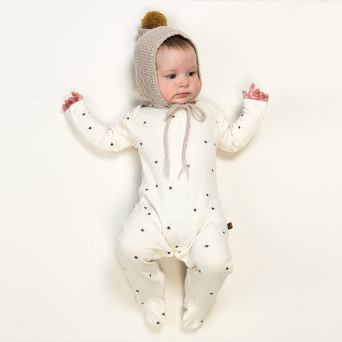 kid wild snap organic footed jumpsuit in star