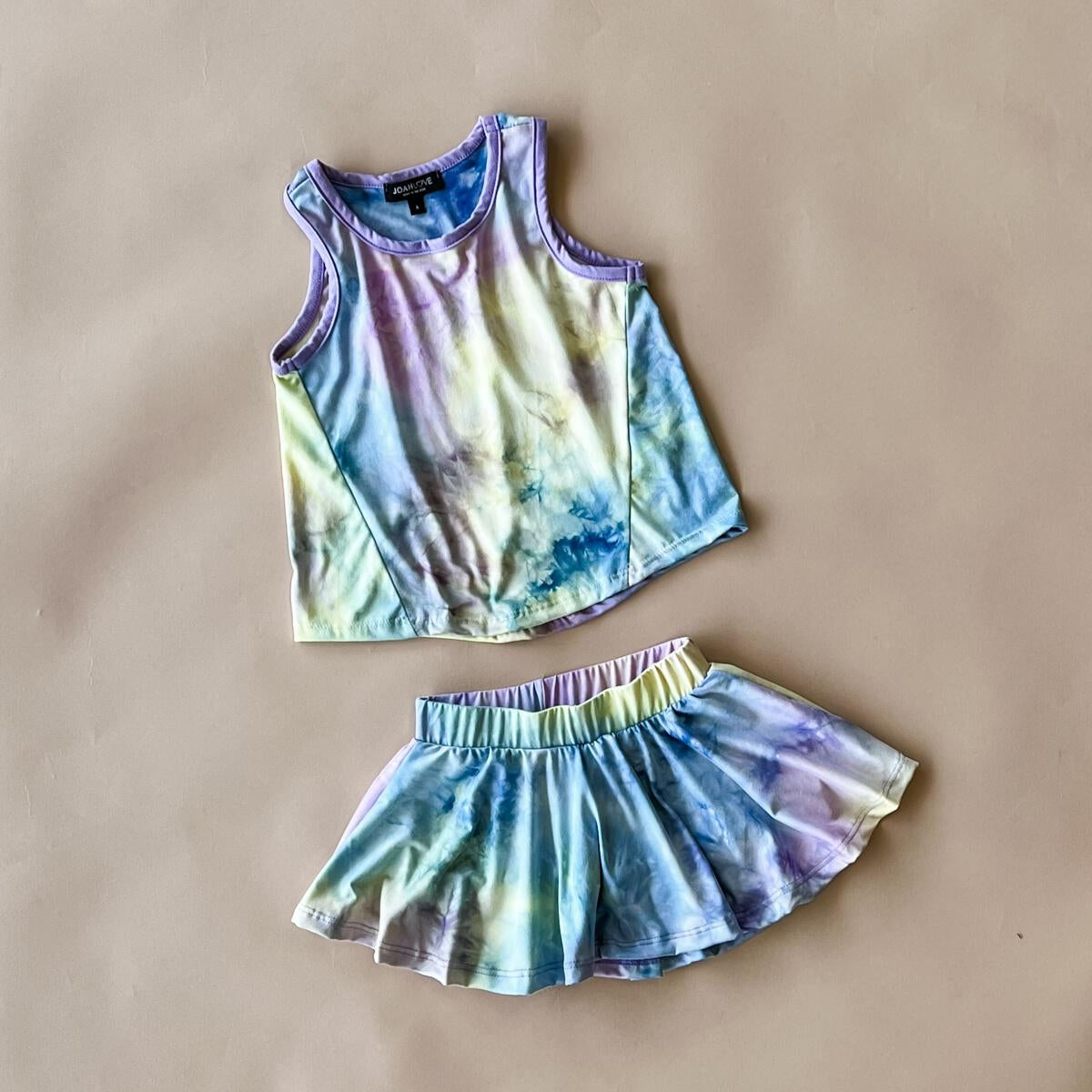 lyric skort in unicorn