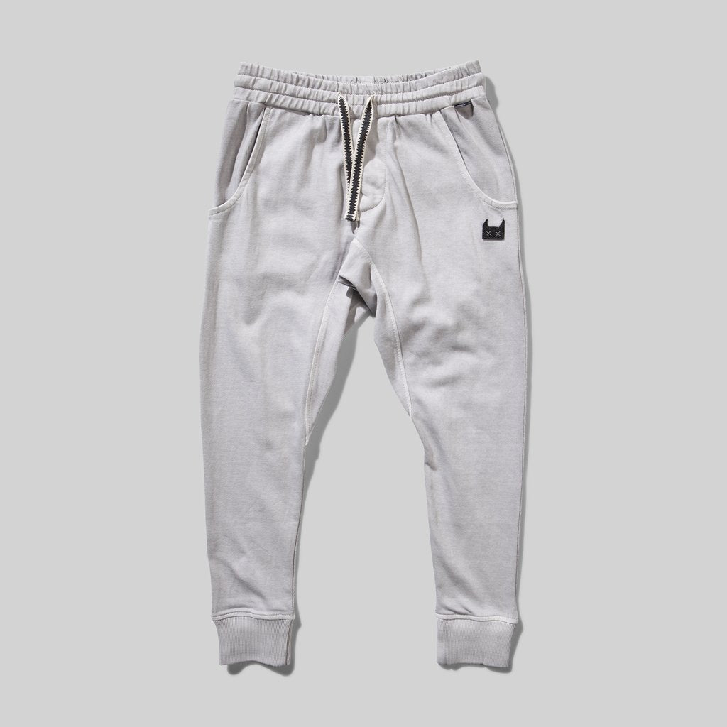 munster weekdays pant in pigment grey