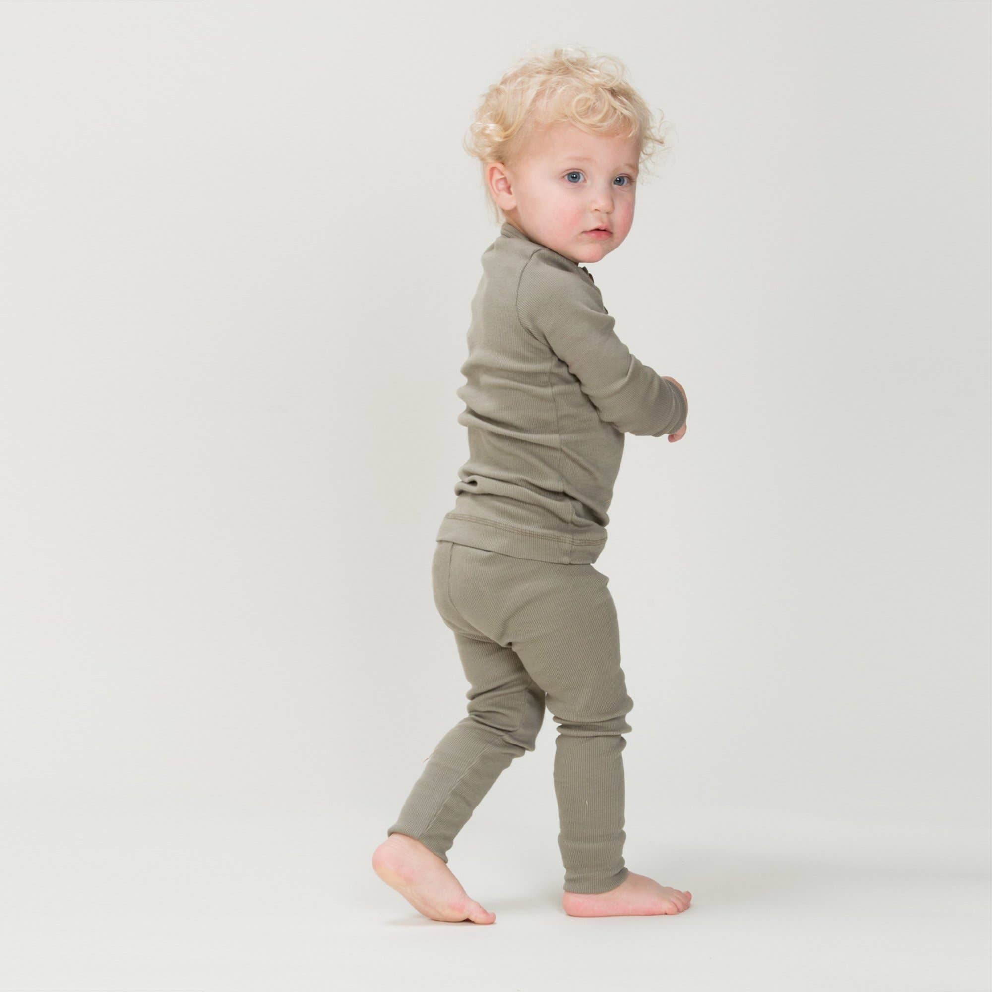 organic vintage long sleeve top in moss