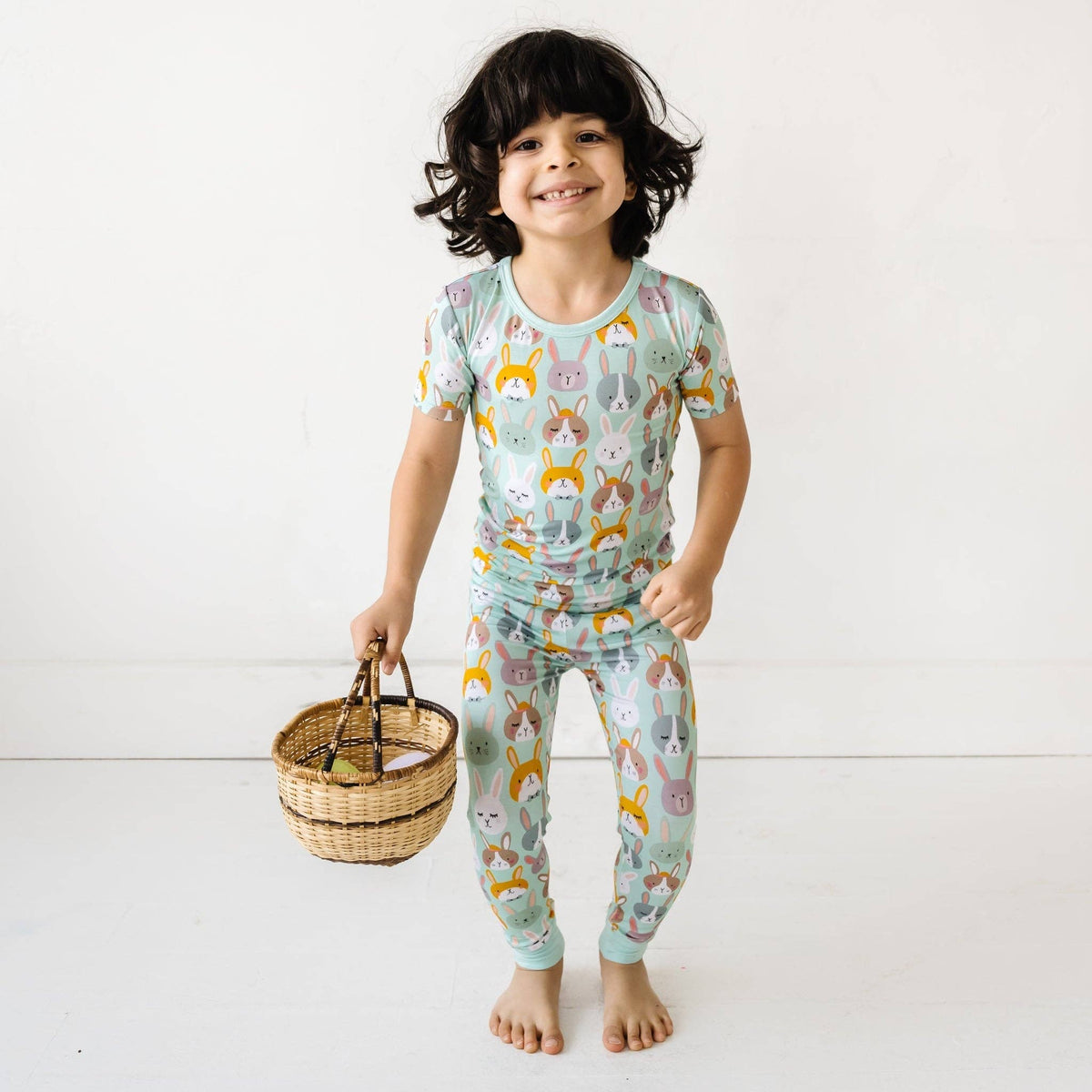 rad rabbits s/s two-piece bamboo viscose pajama set in green