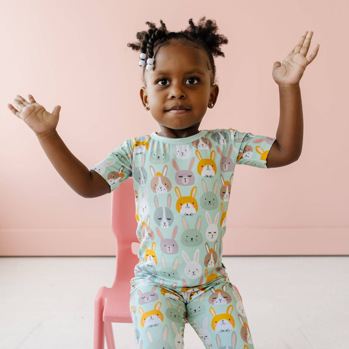 rad rabbits s/s two-piece bamboo viscose pajama set in green