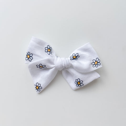 summer print bow clip in daisies