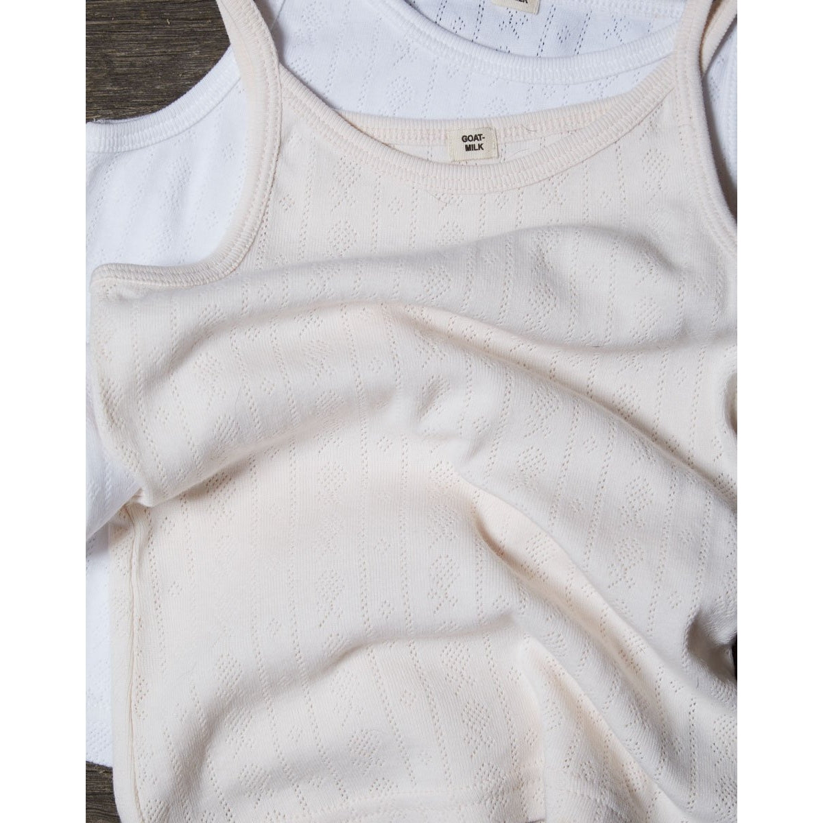 tank in white