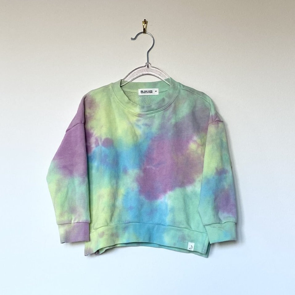 unicorn high hem pullover